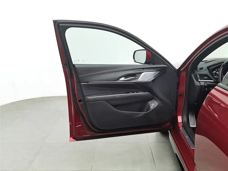 Cadillac CT4