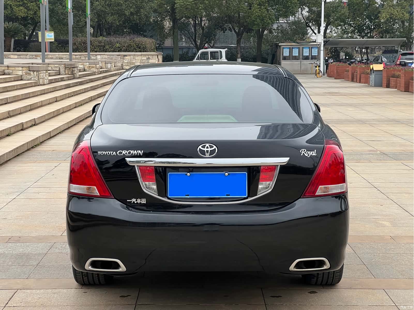 Toyota Crown, 2011 6