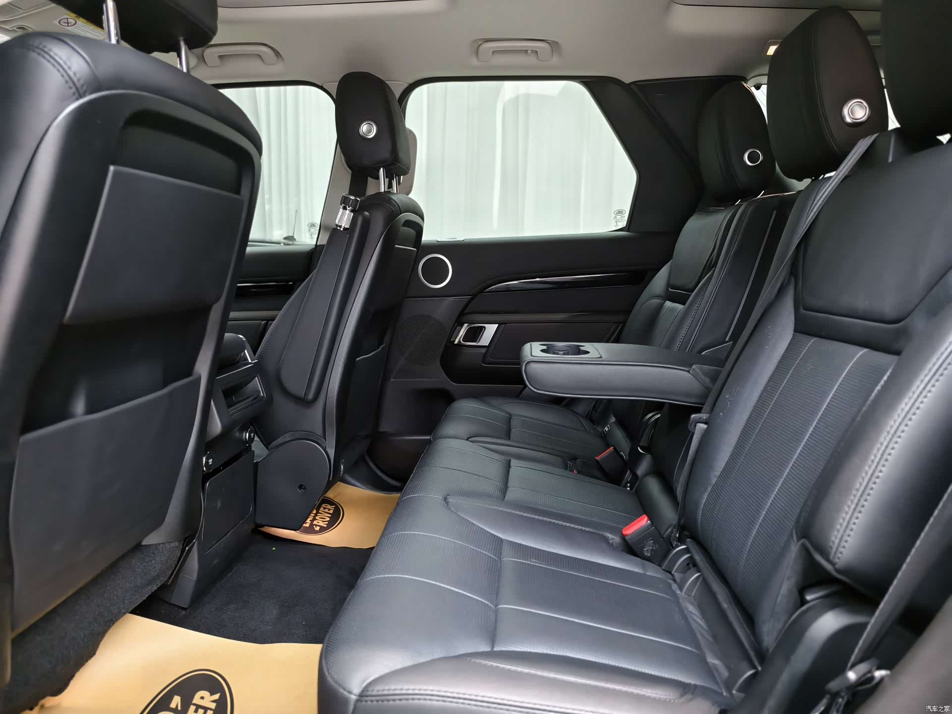 Land Rover Discovery, 2019 6