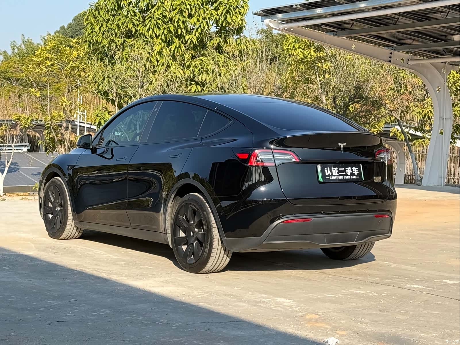 Tesla Model Y, 2021 13