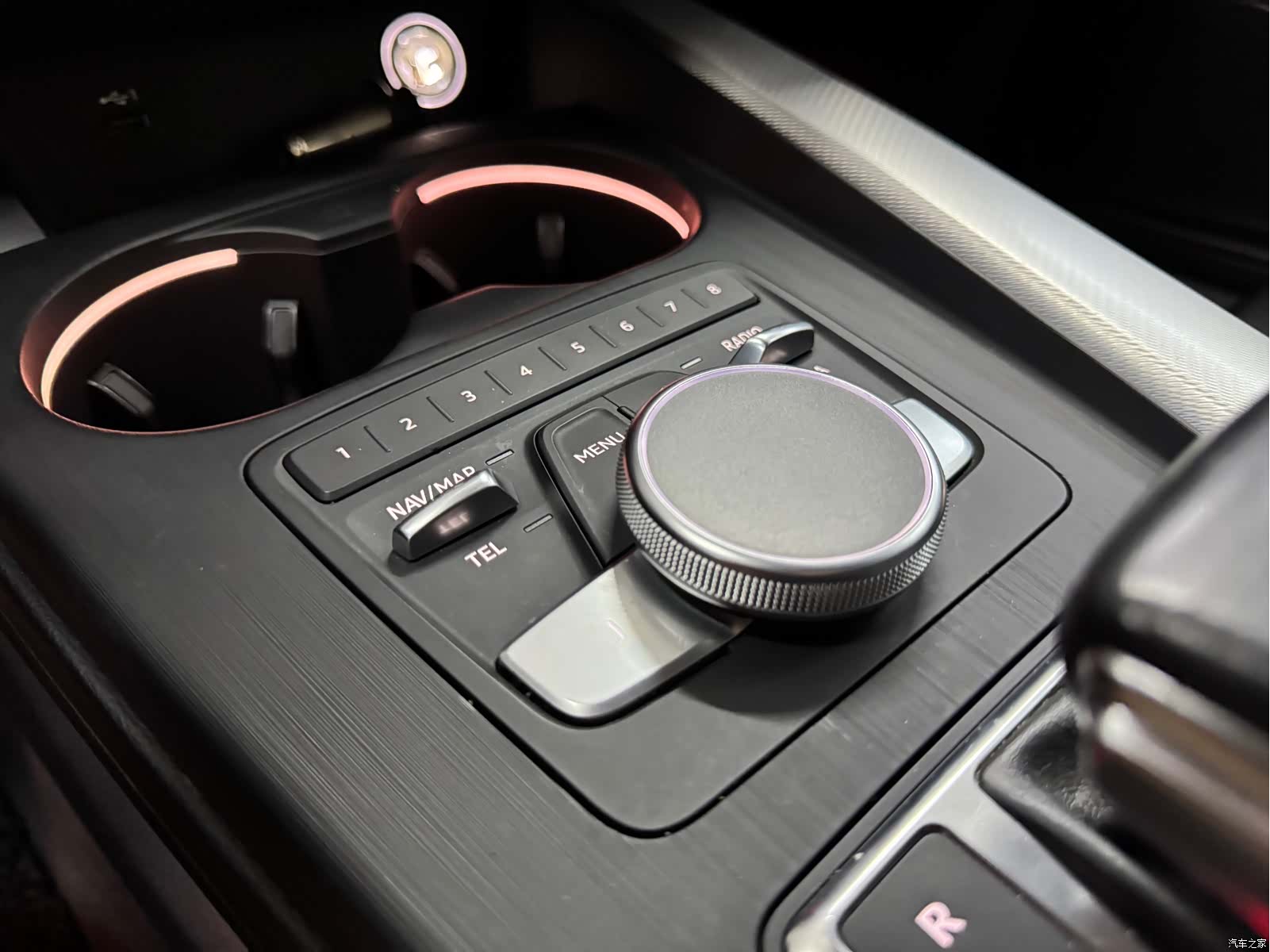 Audi A4, 2020 9