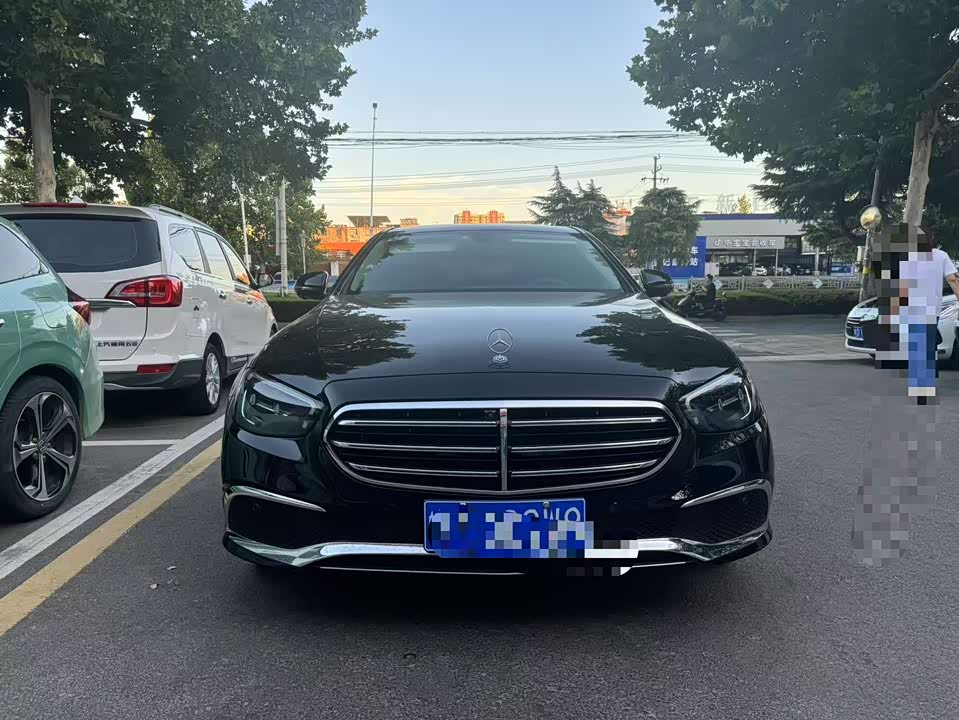Mercedes-Benz E-class Mercedes-Benz E-class