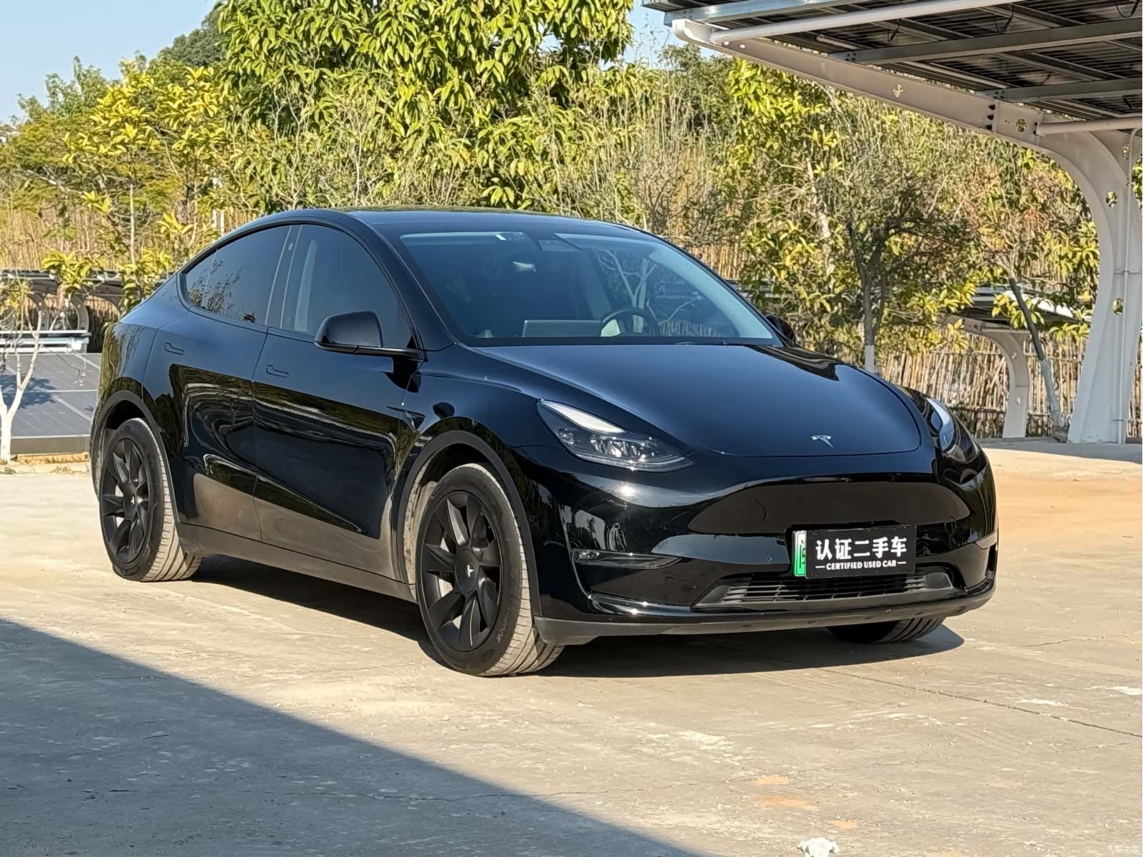 Tesla Model Y, 2021 3
