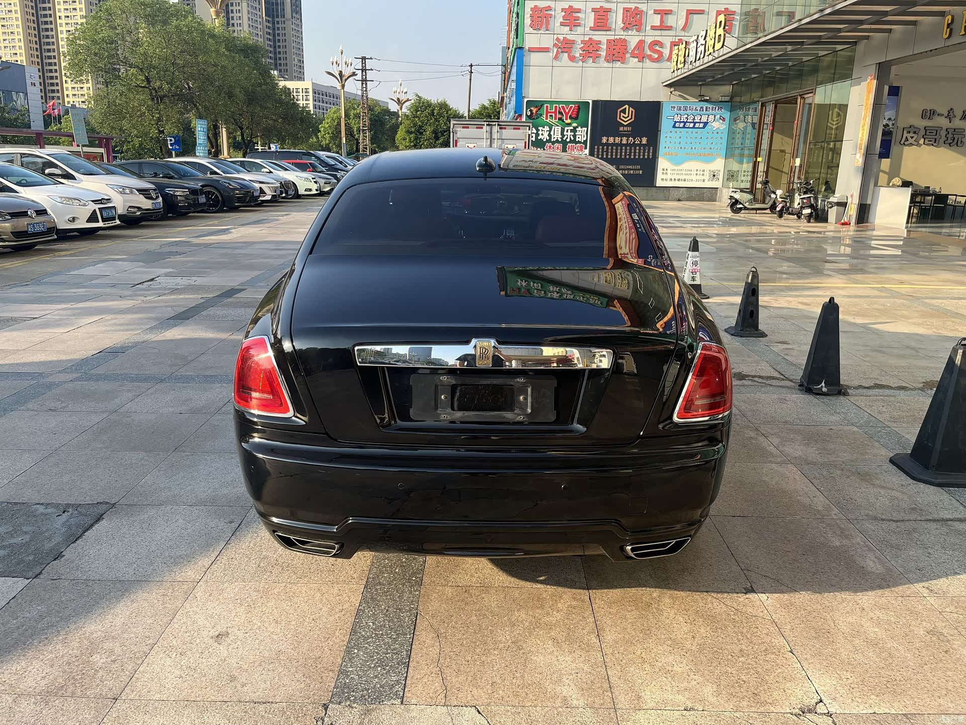 Rolls-Royce Ghost, 2011 9