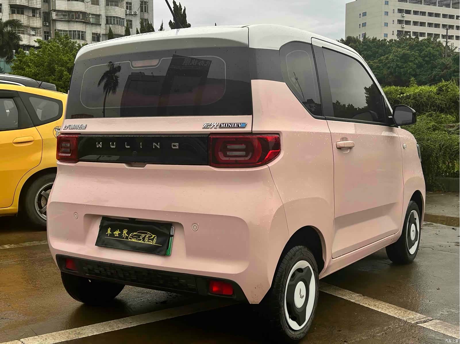 Wuling MINIEV, 2023 11