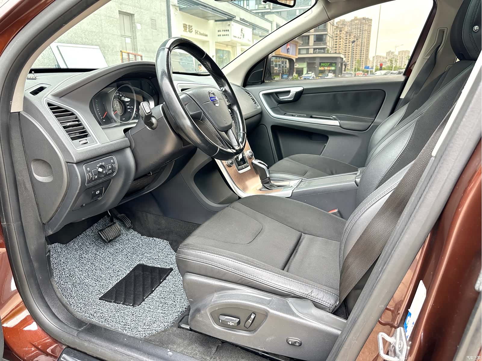 Volvo XC60, 2015 4