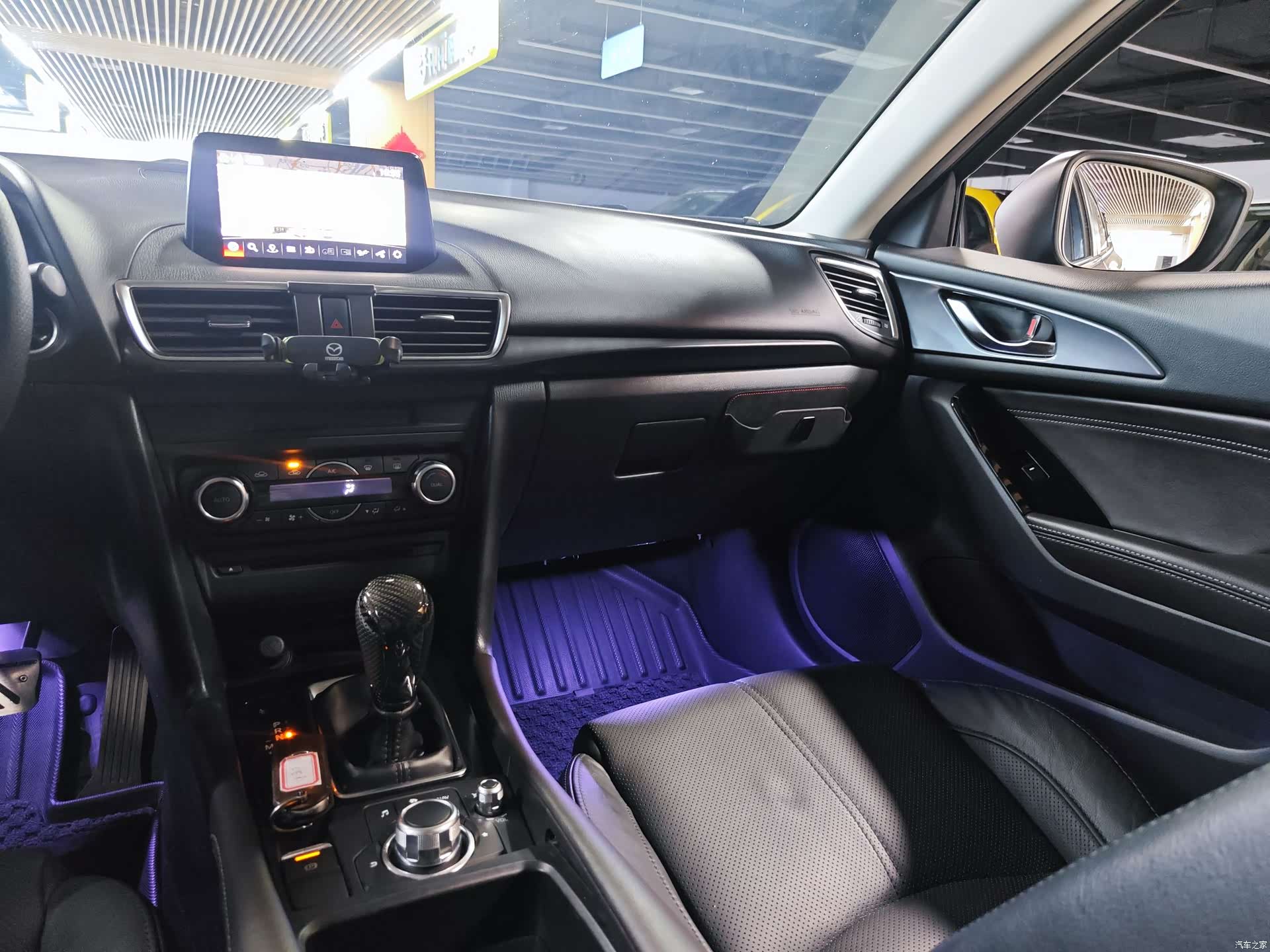 Mazda Mazda3, 2018 12
