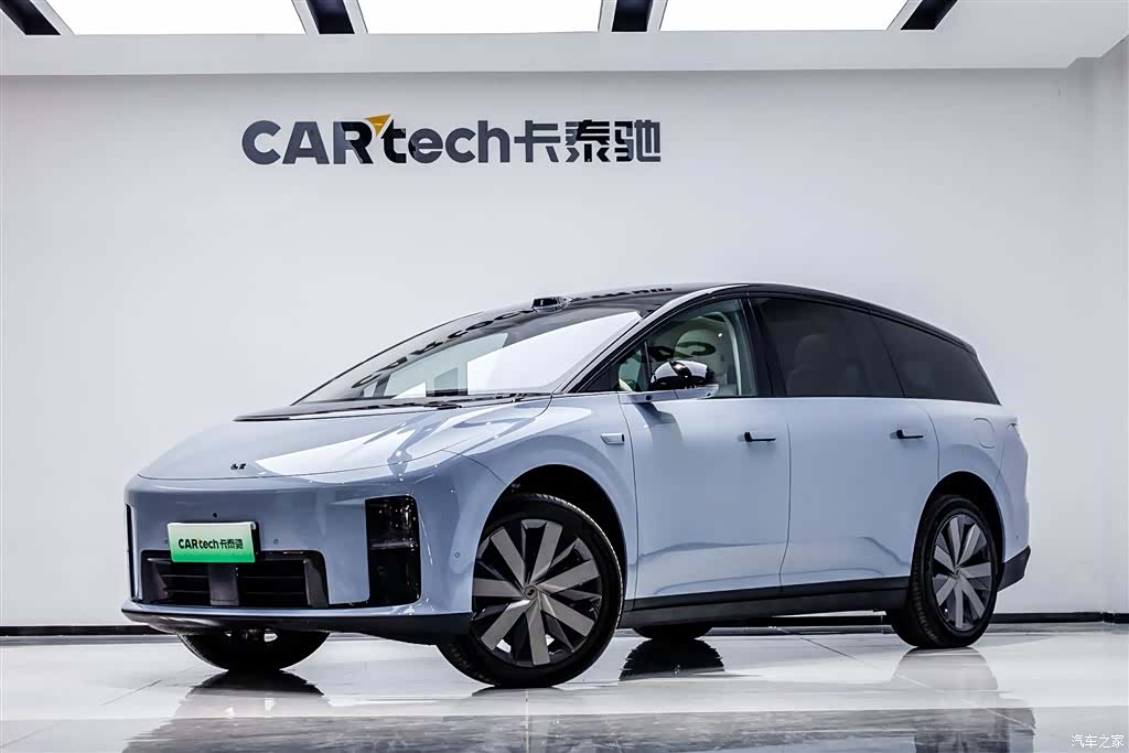 Li Auto i8, 2025 1