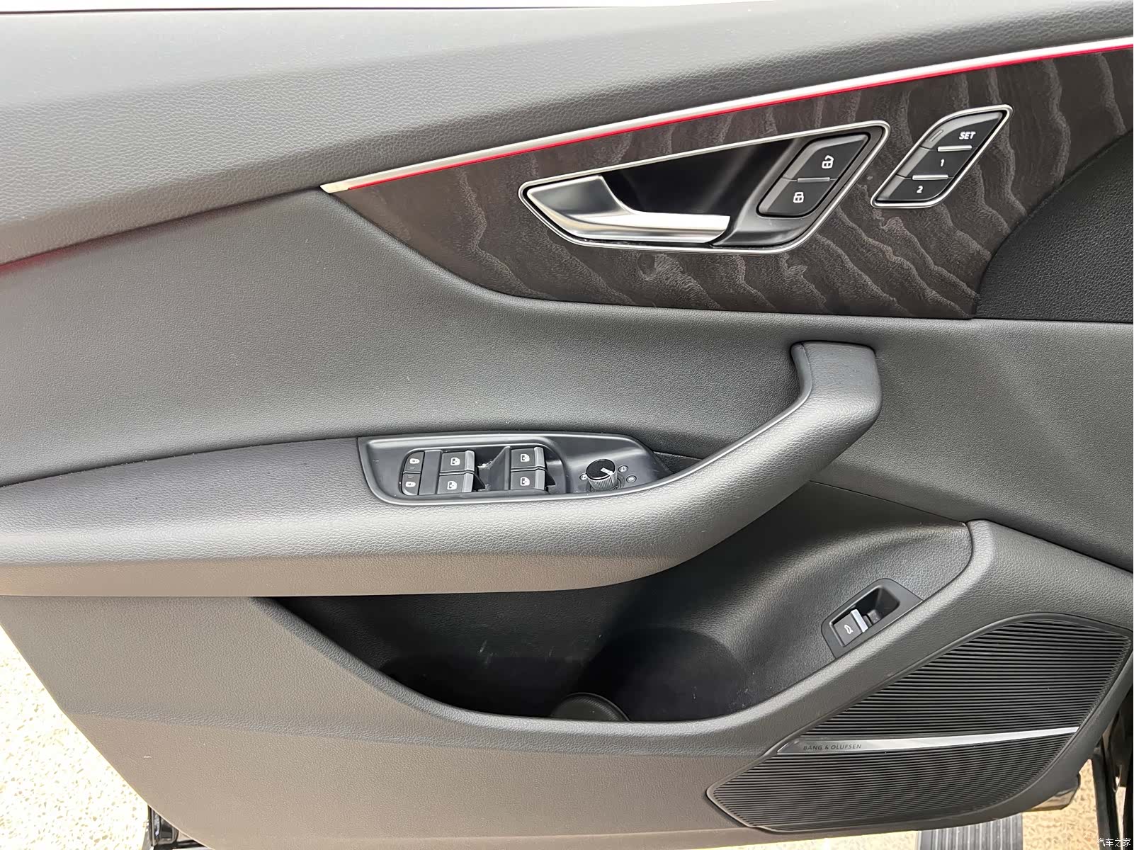 Audi Q8, 2022 13