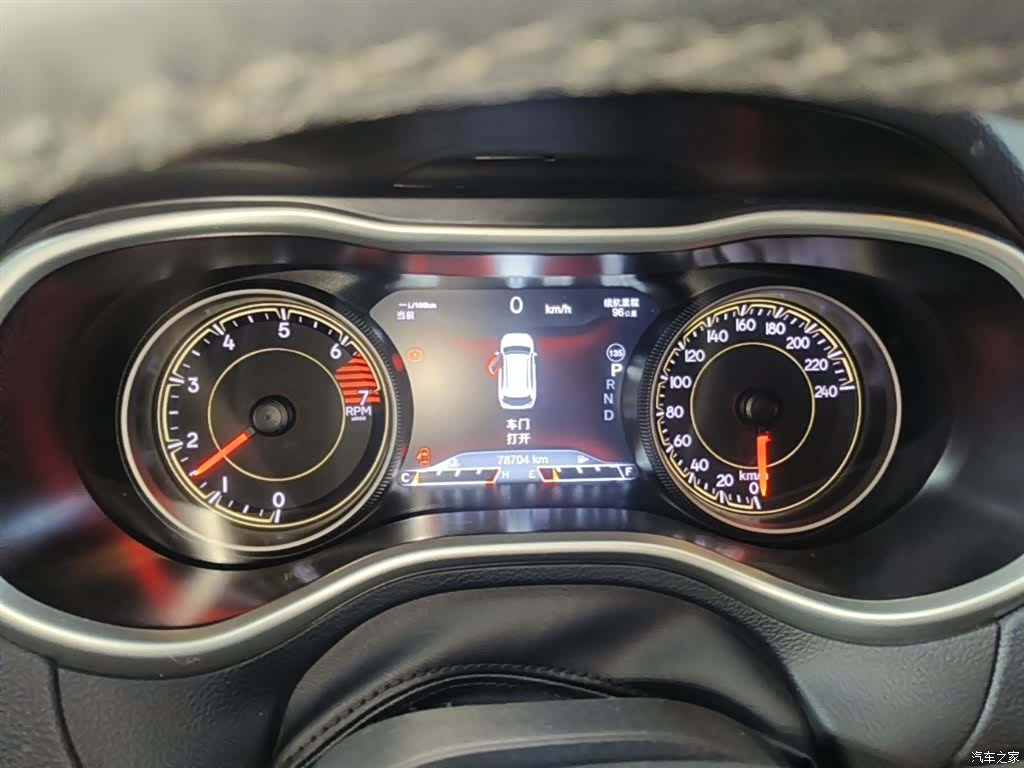 Jeep Cherokee, 2021 12