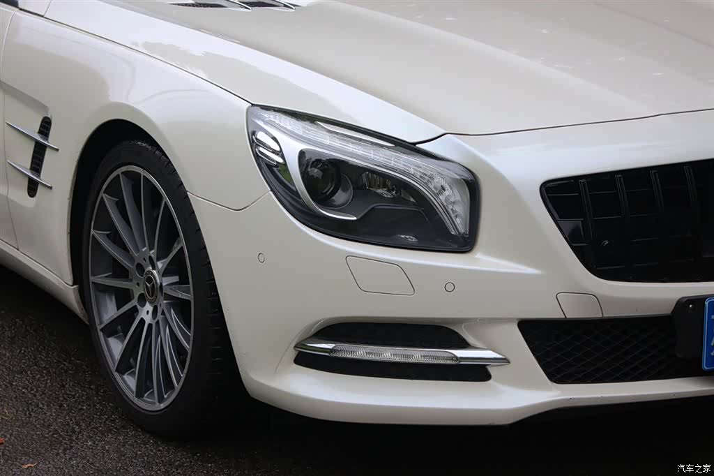Mercedes-Benz SL, 2016 15