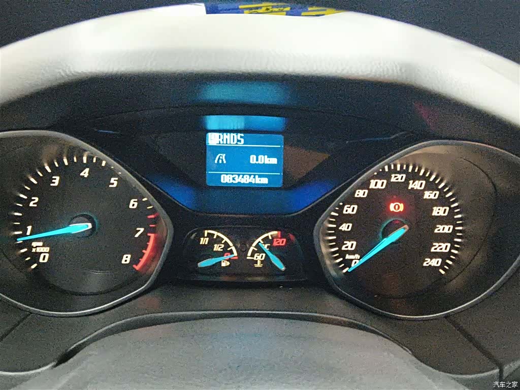 Ford Focus, 2015 12