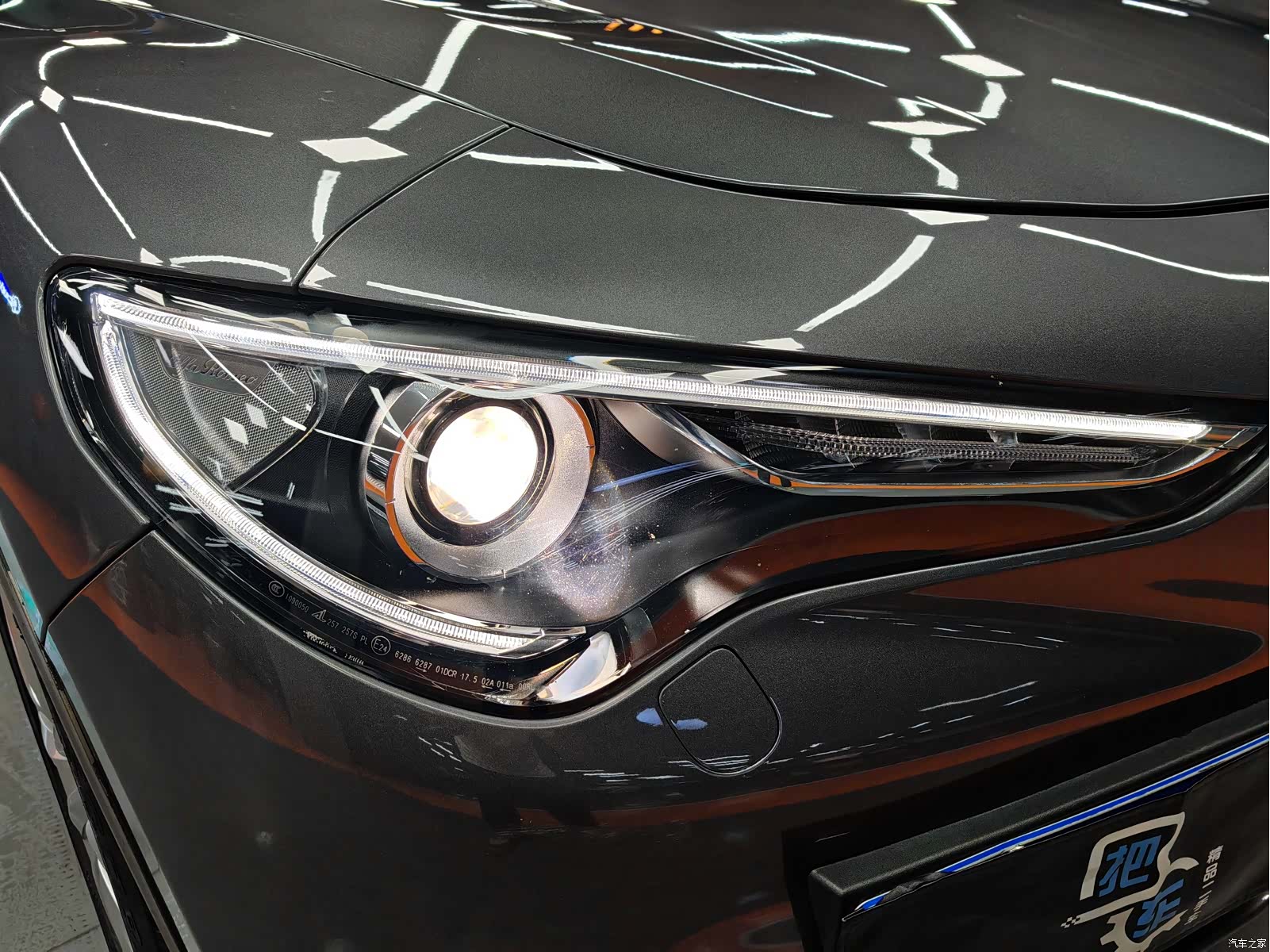 Alfa Romeo Stelvio, 2018 8