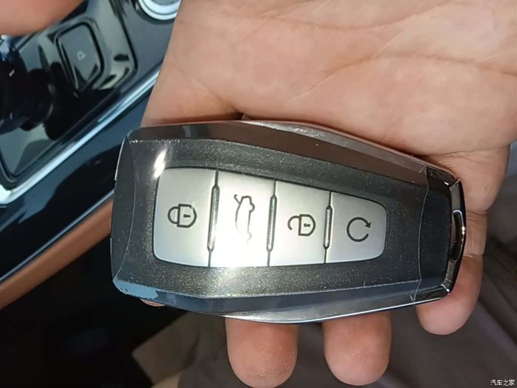 Geely Boyue, 2026 9