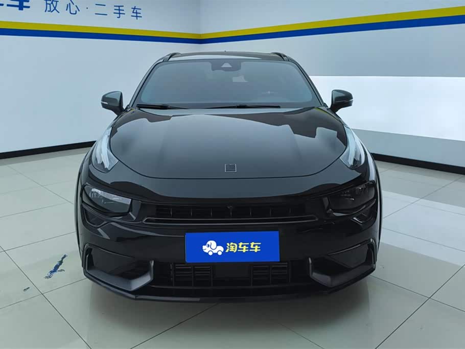 Lynk & Co 02 Hatchback