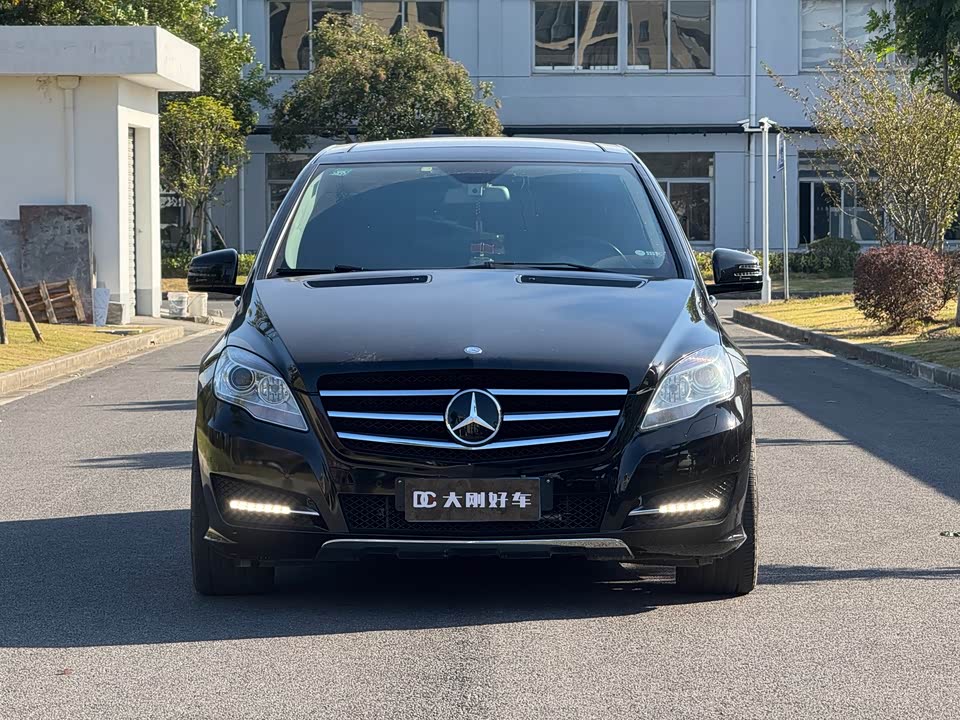 Mercedes-Benz R-class