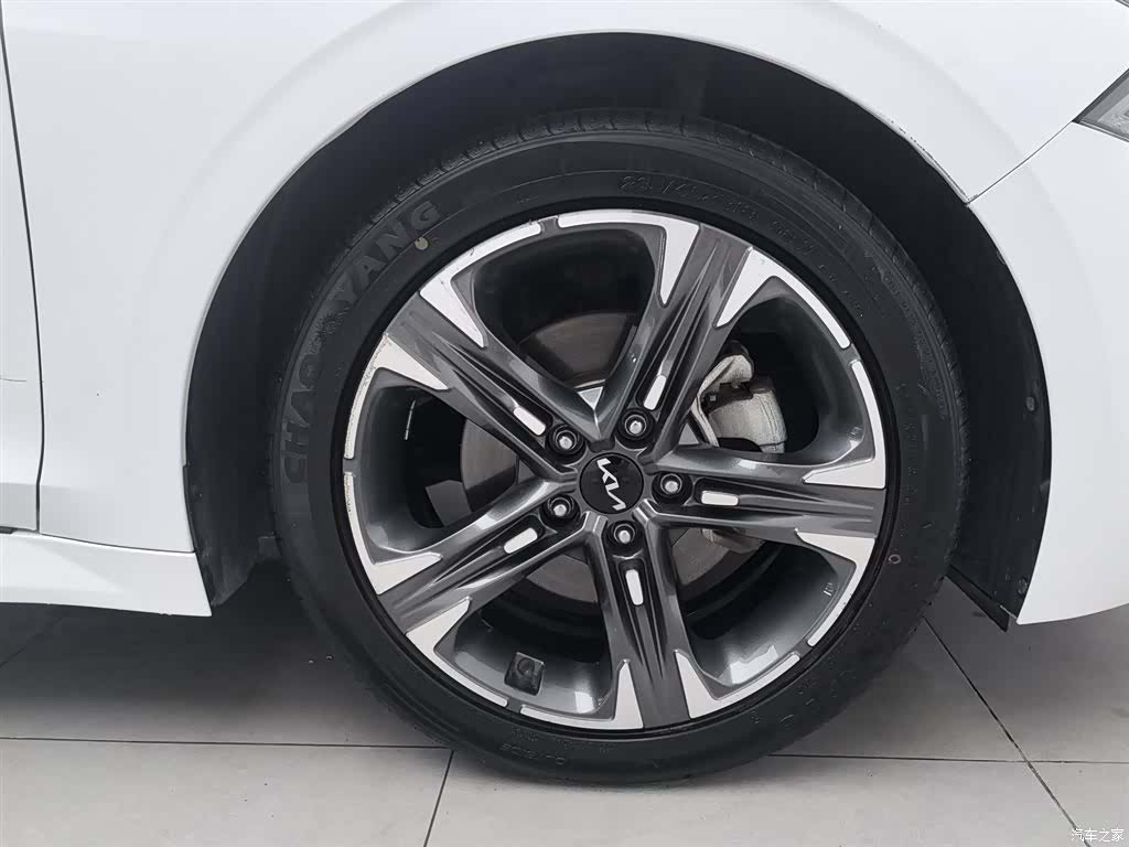 Kia K5, 2023 17