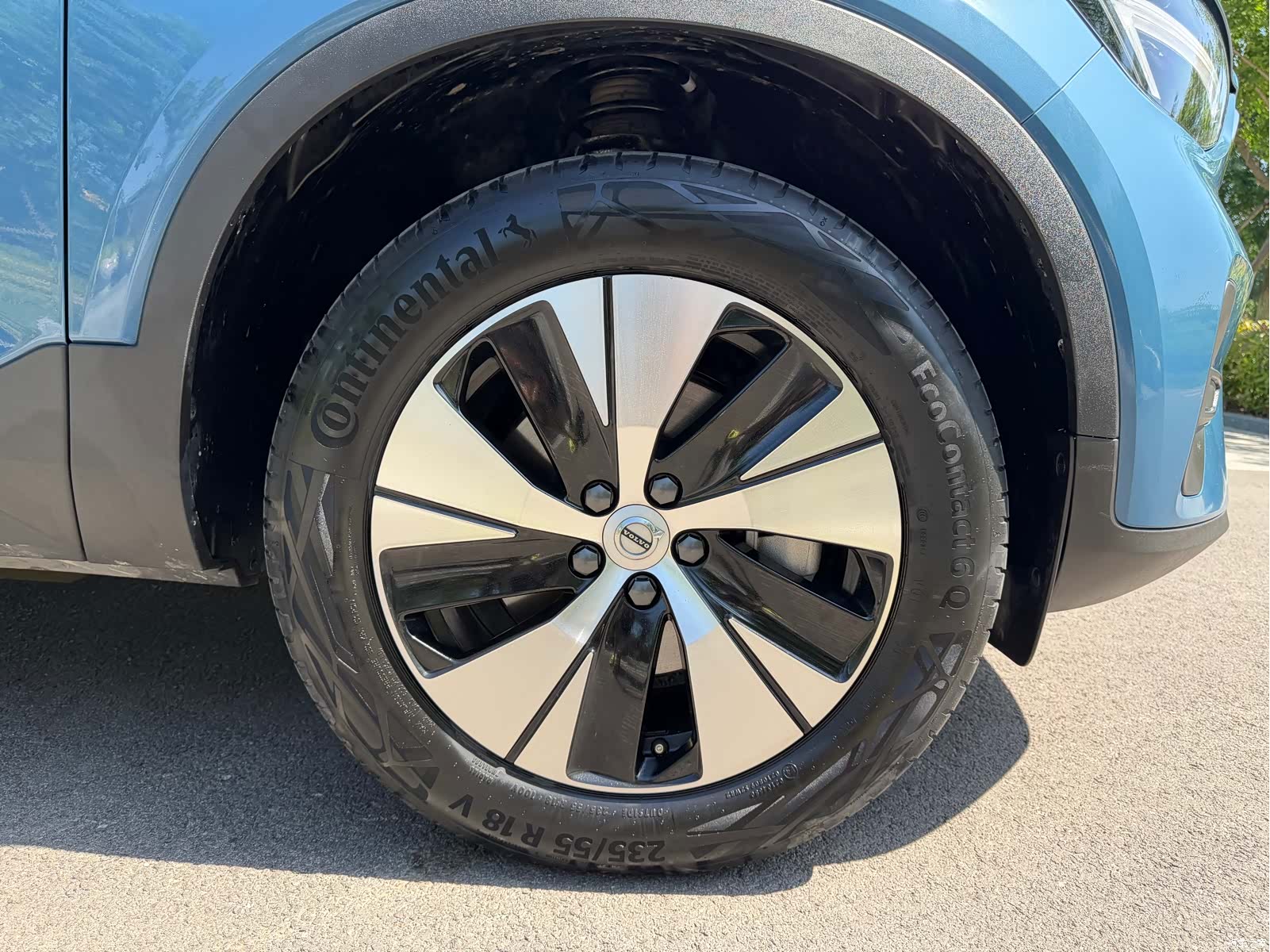 Volvo XC40, 2025 10