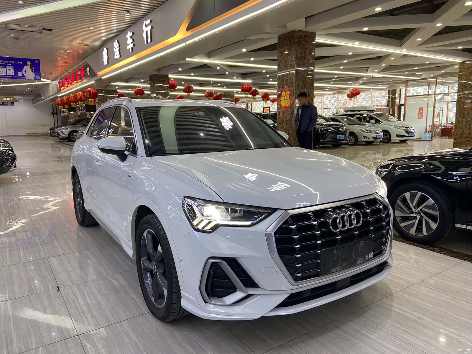 Audi Q3, 2022 3