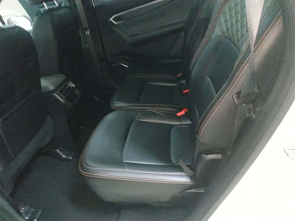 Geely Haoyue, 2023 17