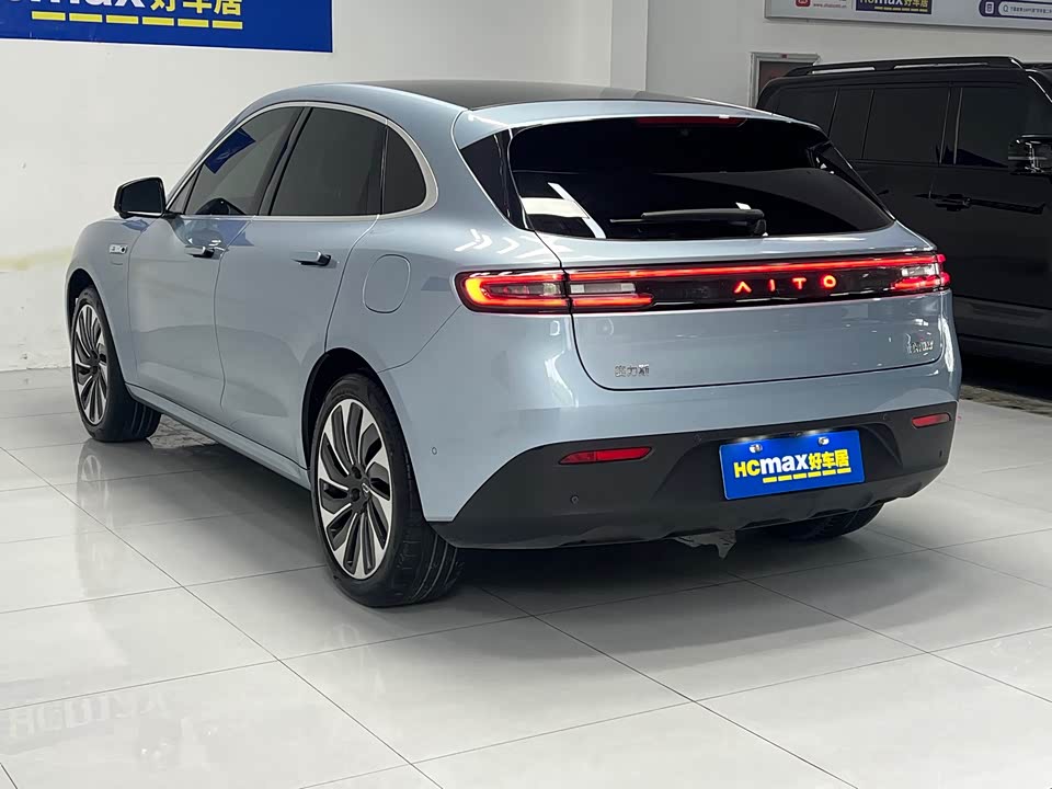 AITO Ask the world M5