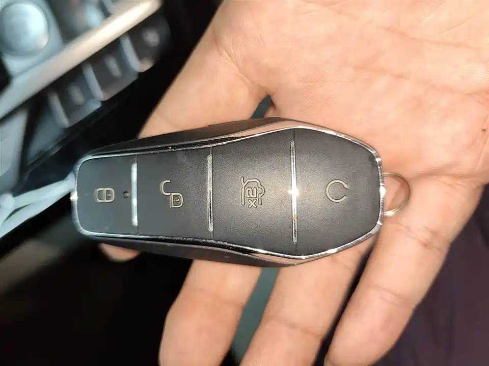 BYD Yuan Pro BYD Yuan Pro
