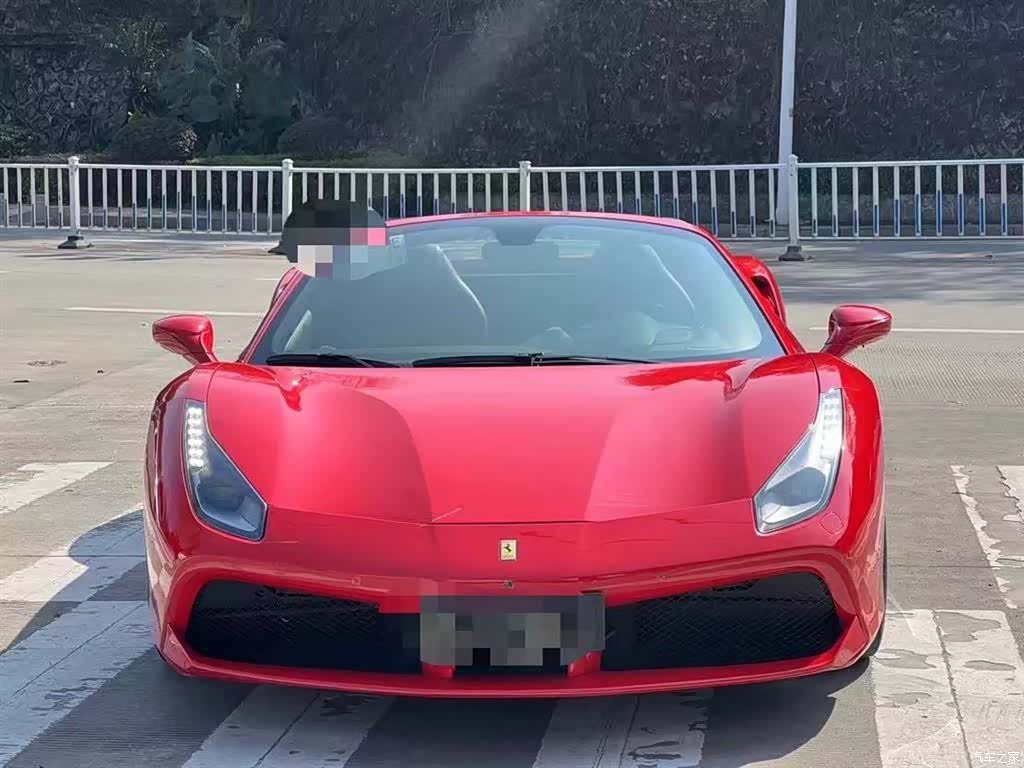 Ferrari 488, 2017 2