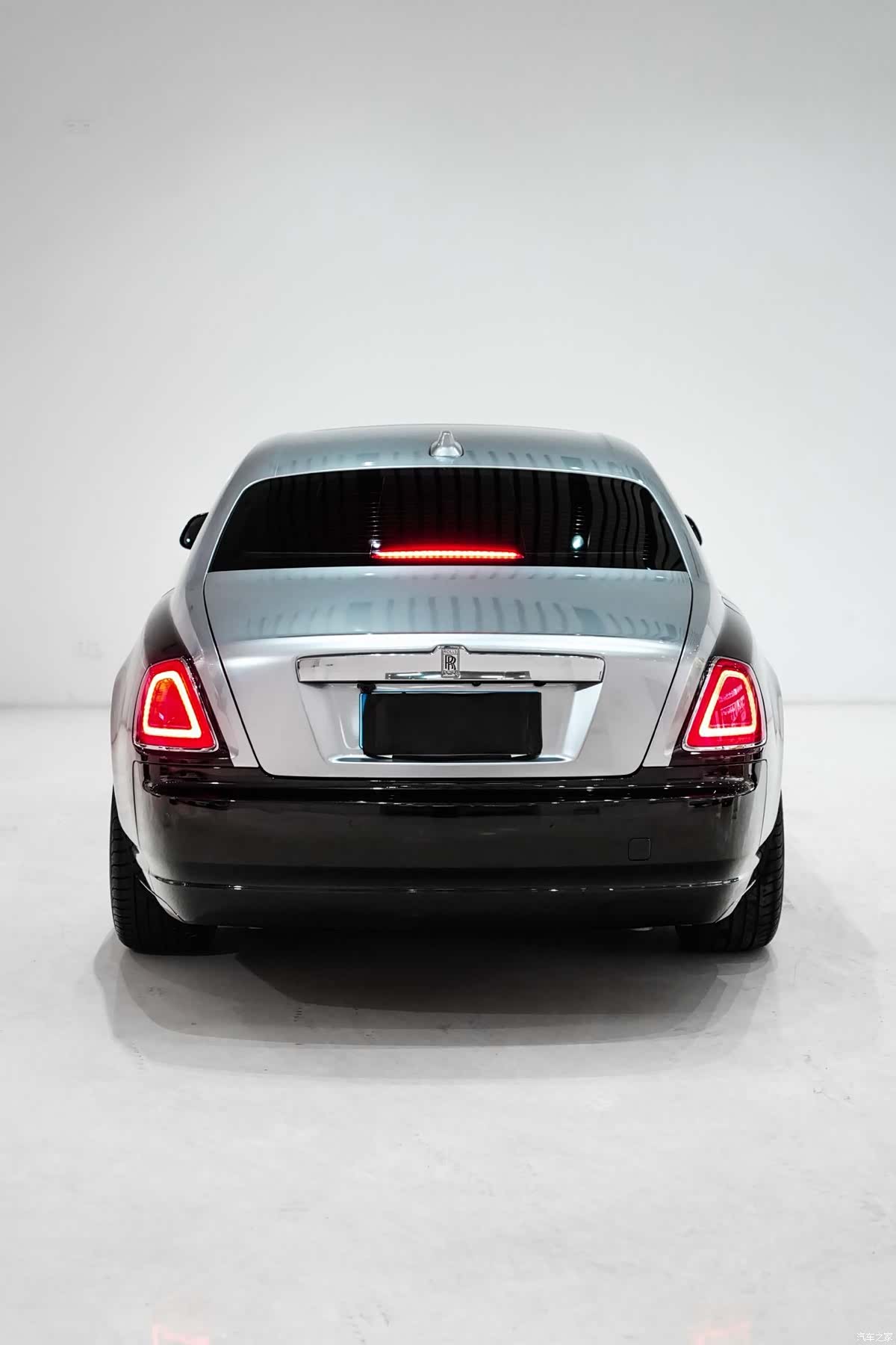 Rolls-Royce Ghost, 2019 3