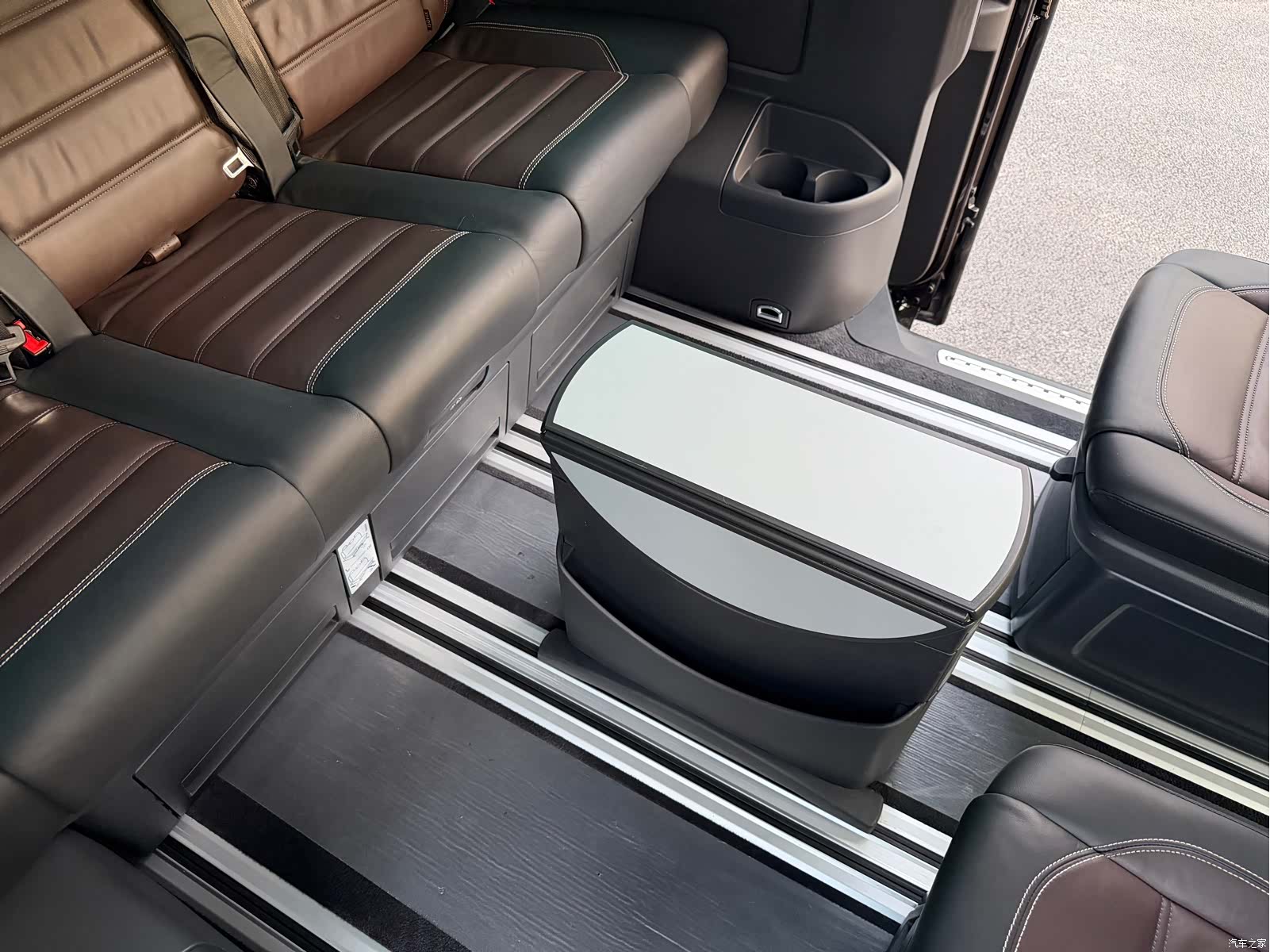 Volkswagen 7, 2017 19