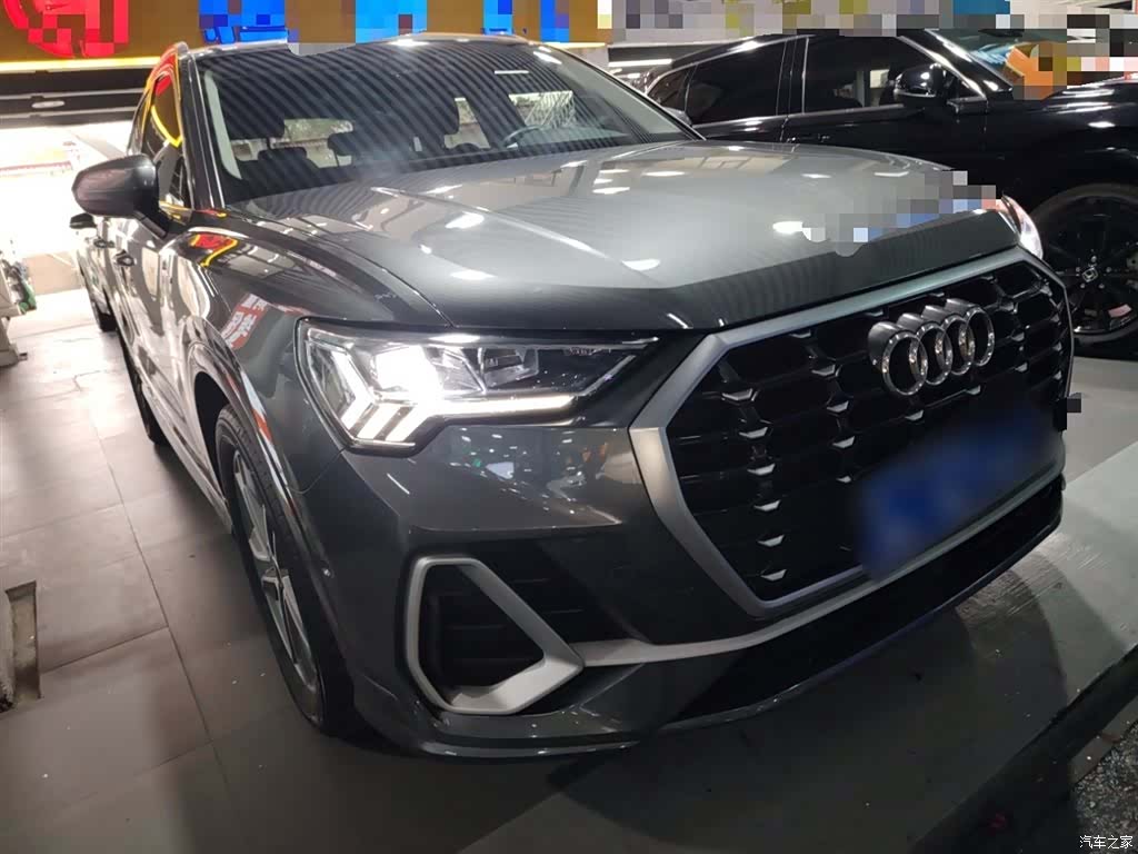 Audi Q3, 2022 4