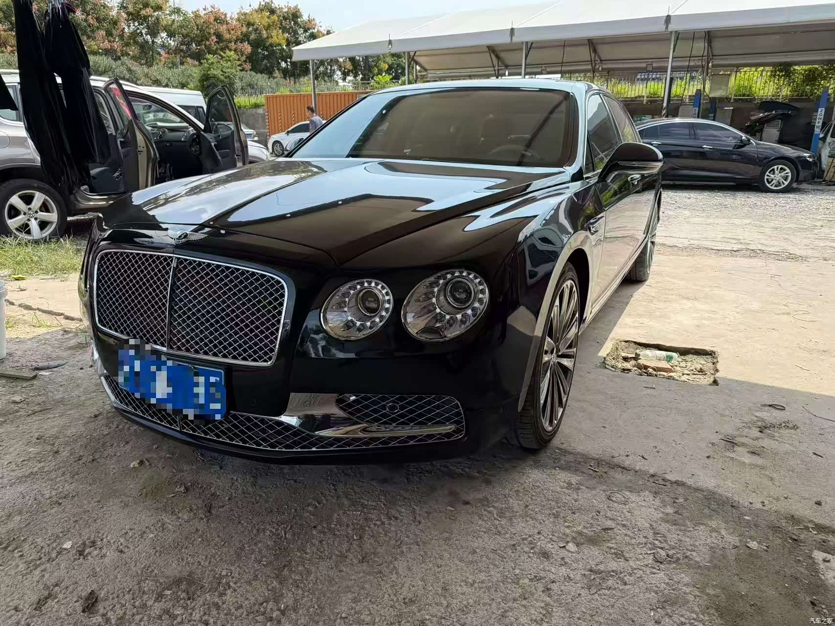 Bentley Flying Spur, 2008 1