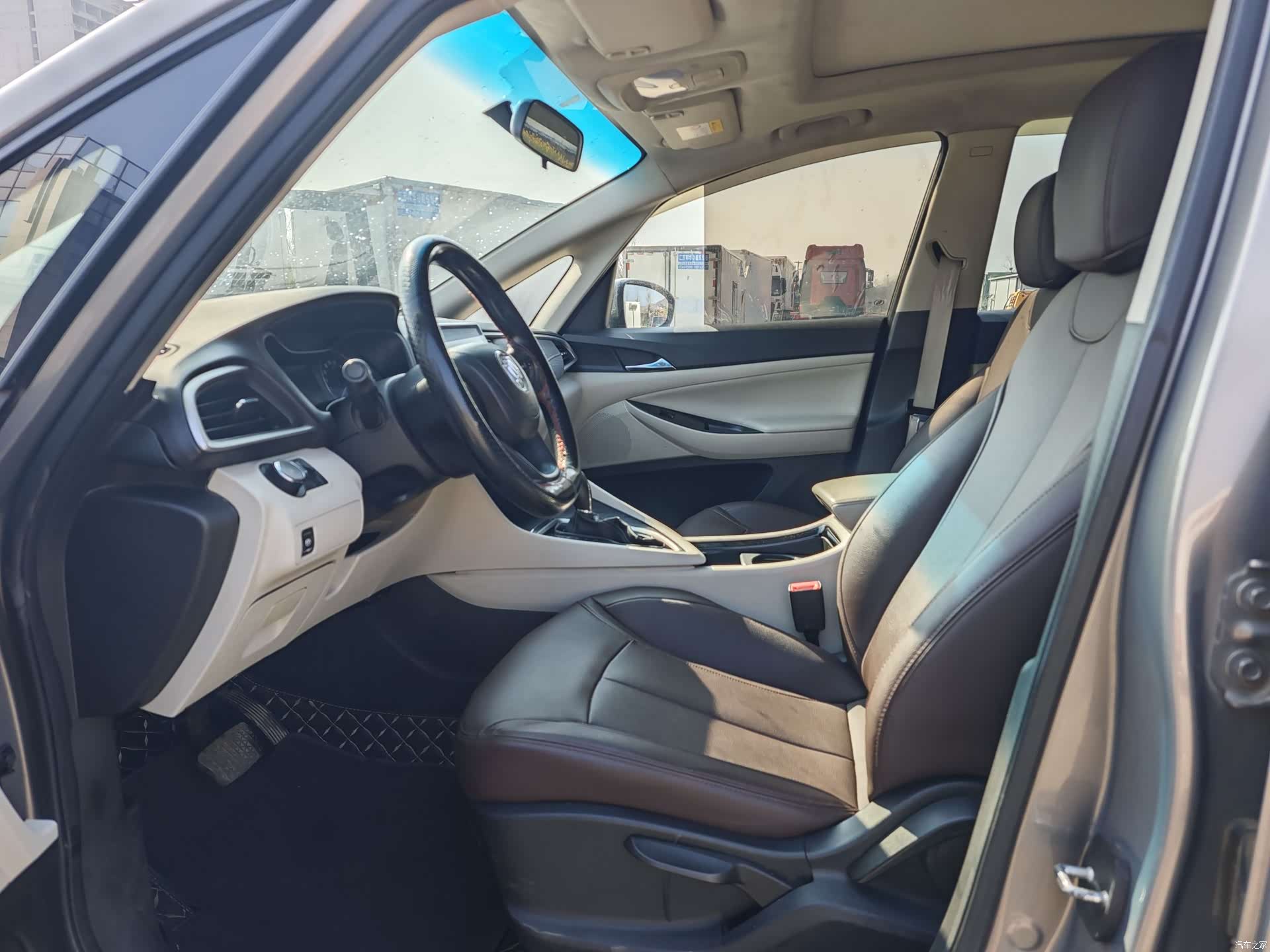 Buick GL6, 2017 4