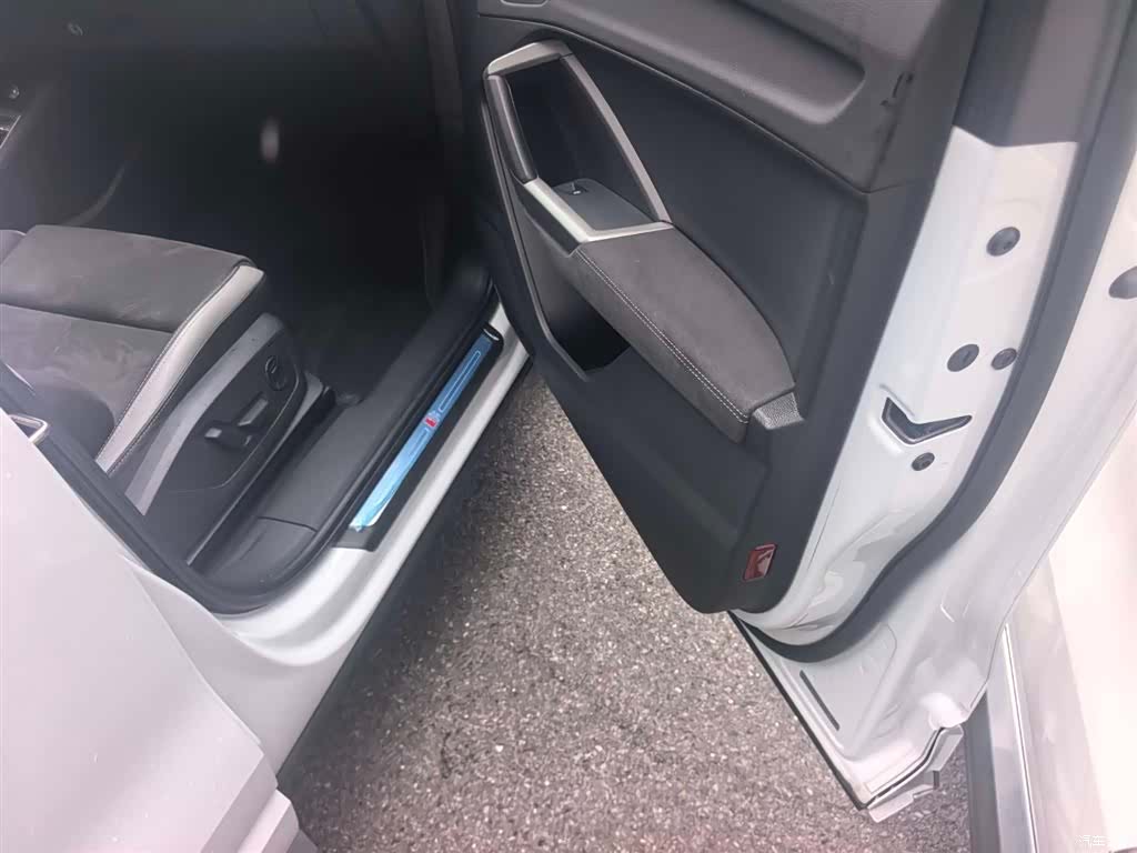 Audi Q3, 2022 10