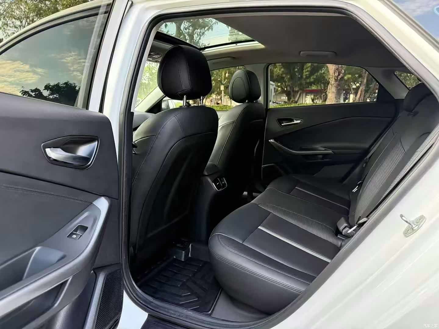 Hyundai Lafesta, 2019 6