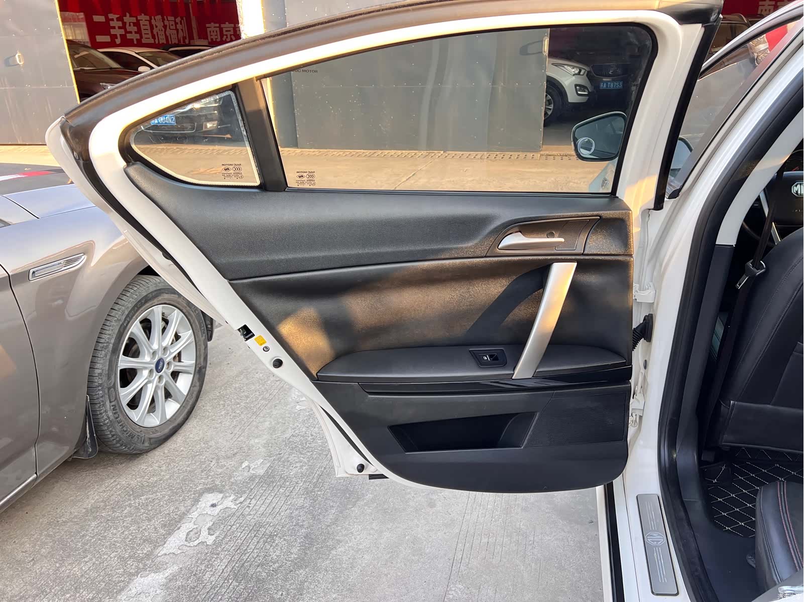 MG MG6, 2015 11