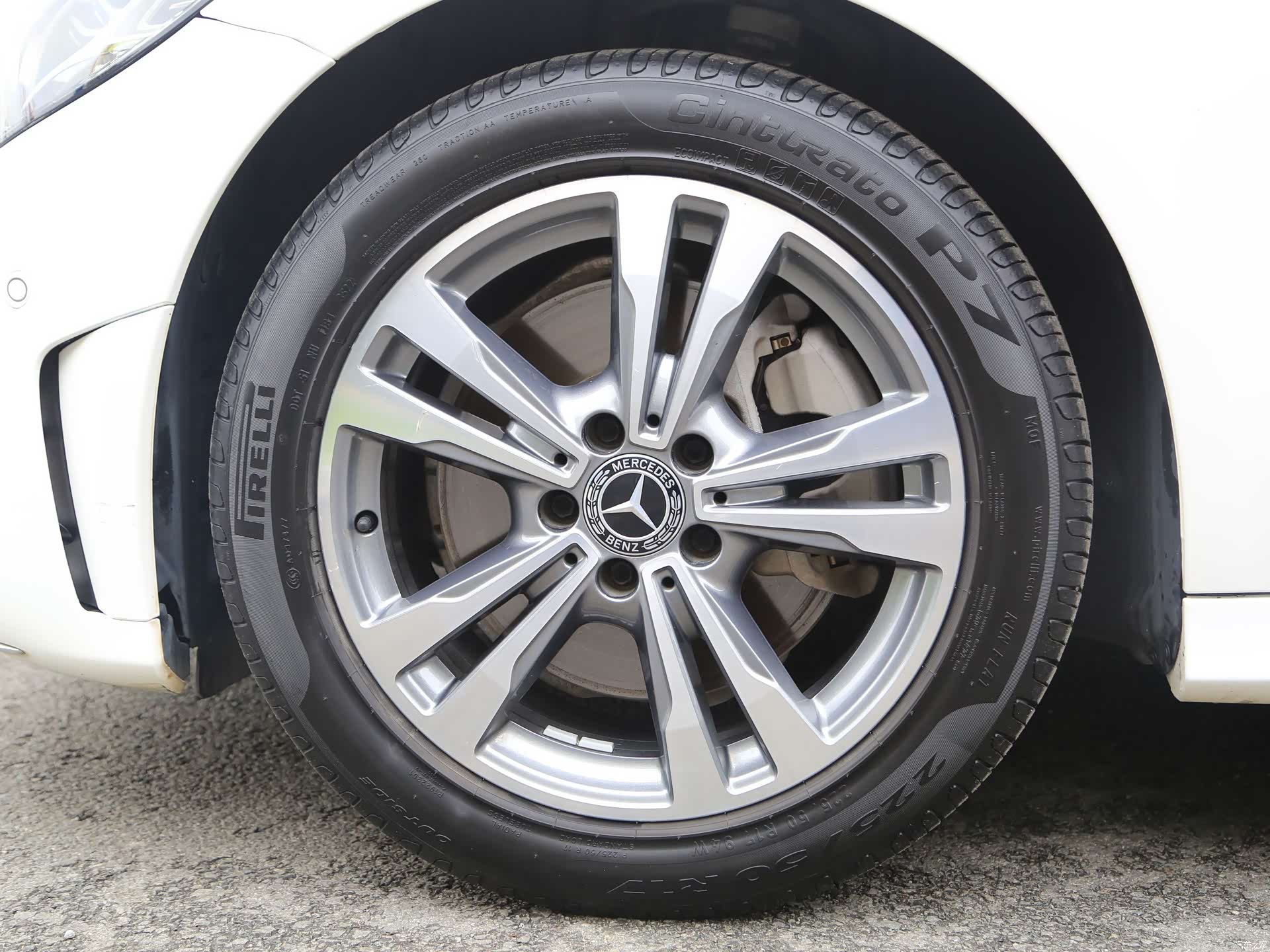 Mercedes-Benz C-Class, 2019 17