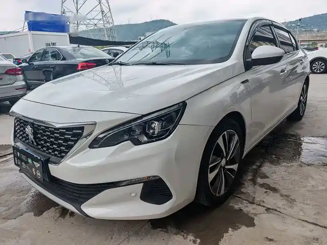 Peugeot 408 2021 — купить из Китая под заказ