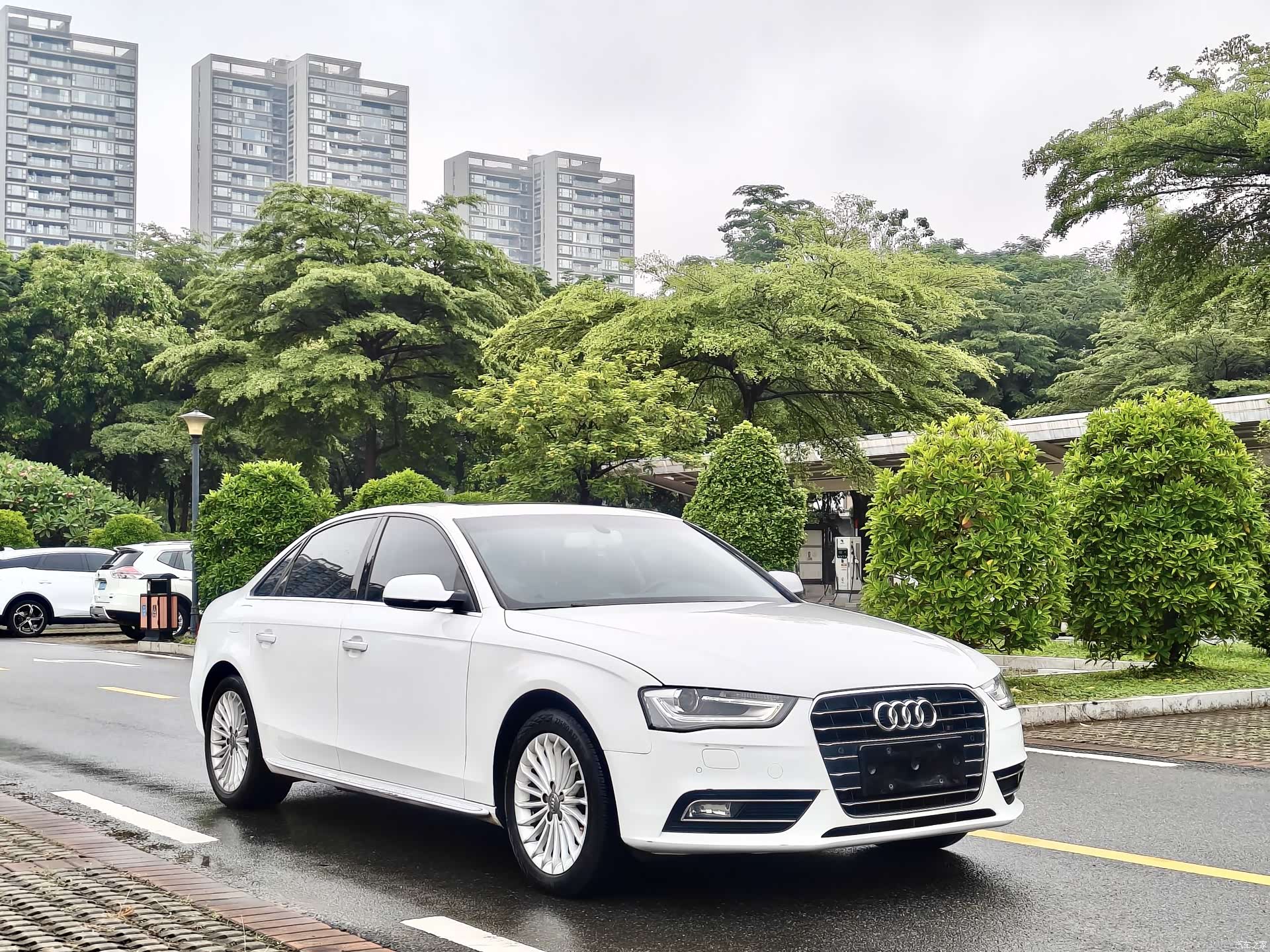 Audi A4L, 2016 4