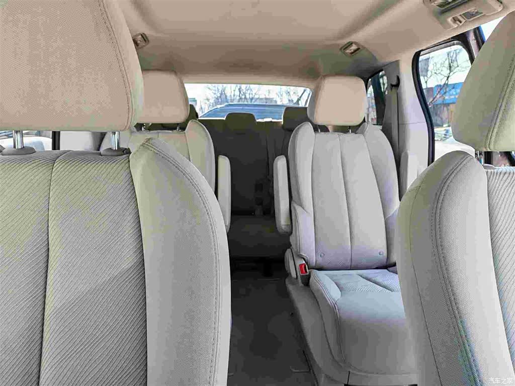 Buick GL8, 2022 10