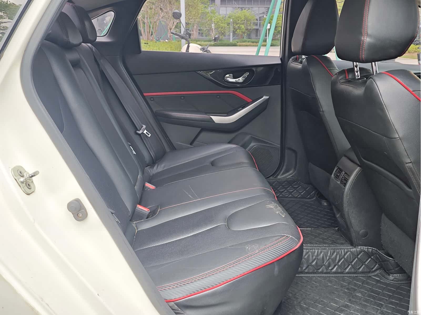 Nissan D60, 2019 8