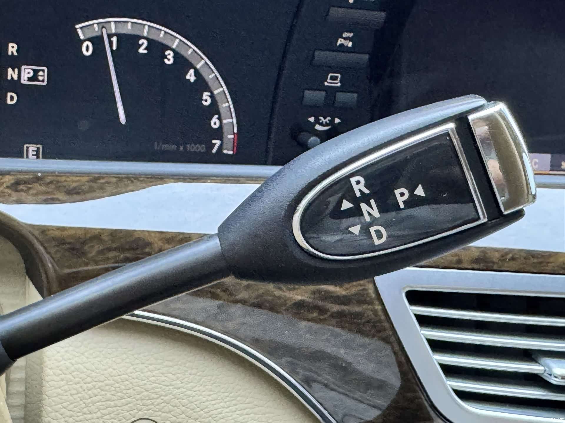 Mercedes-Benz S-Class, 2012 33