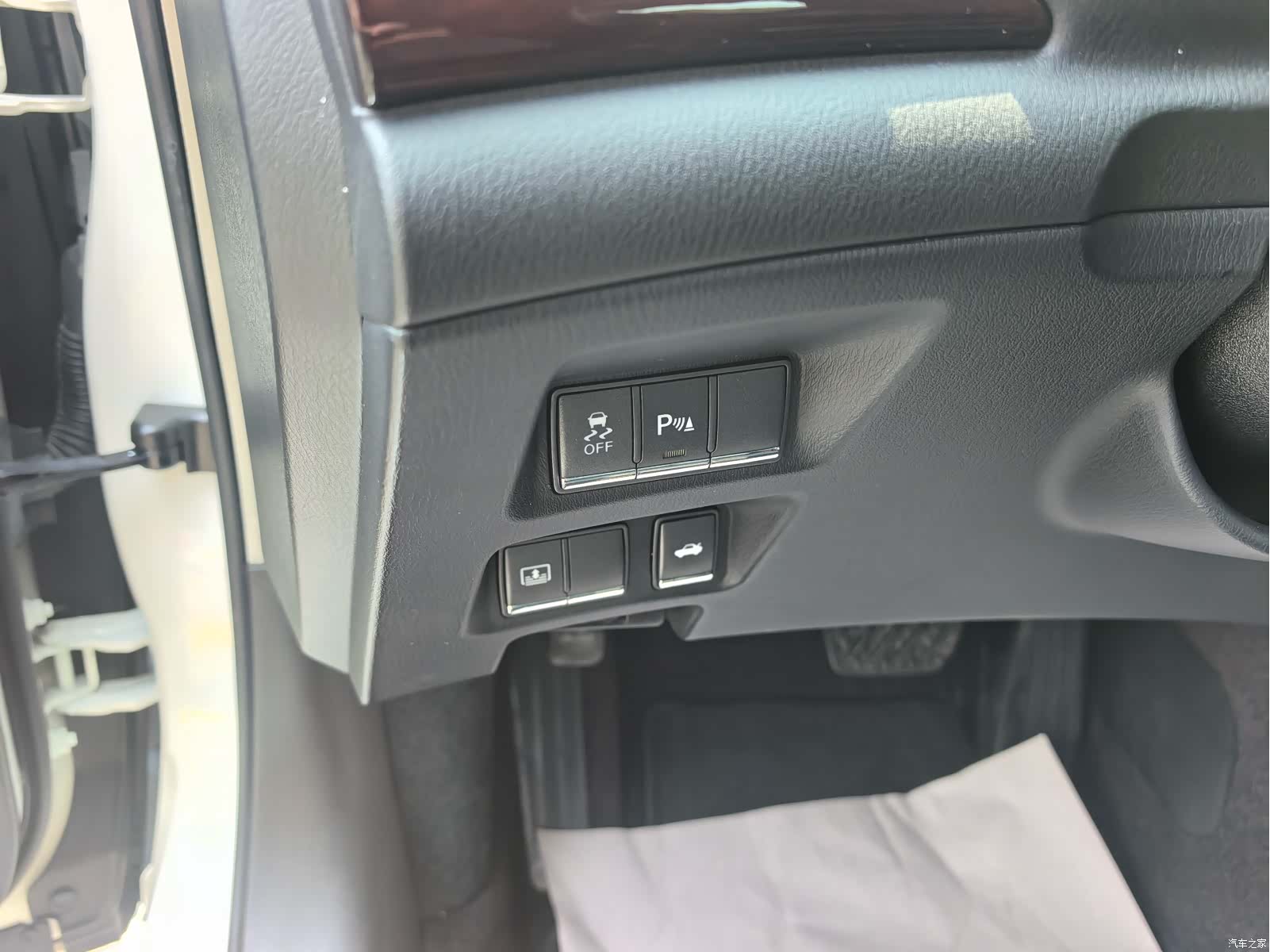 Infiniti Q70, 2013 15