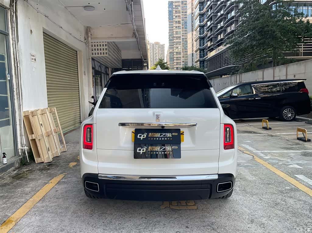 Rolls-Royce Cullinan, 2025 25