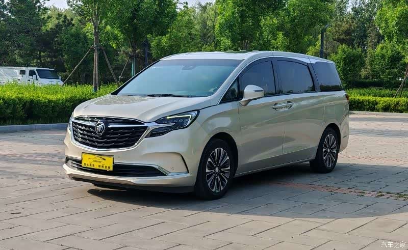 Buick GL8, 2022 1