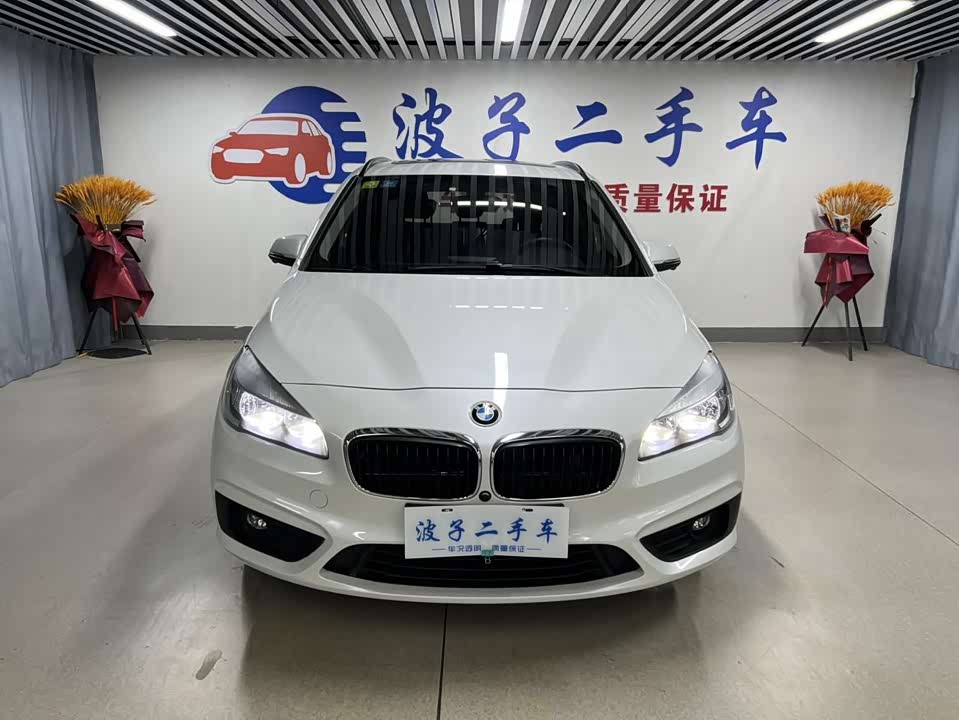 BMW 2 series station wagon