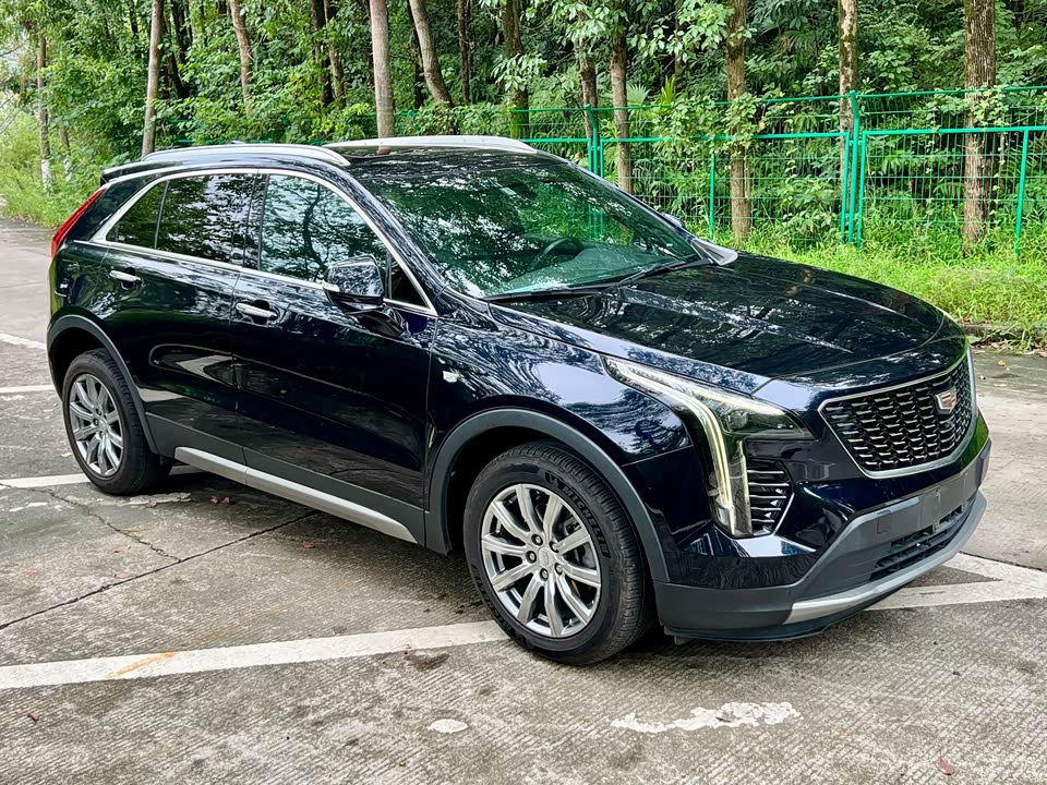 Cadillac XT4