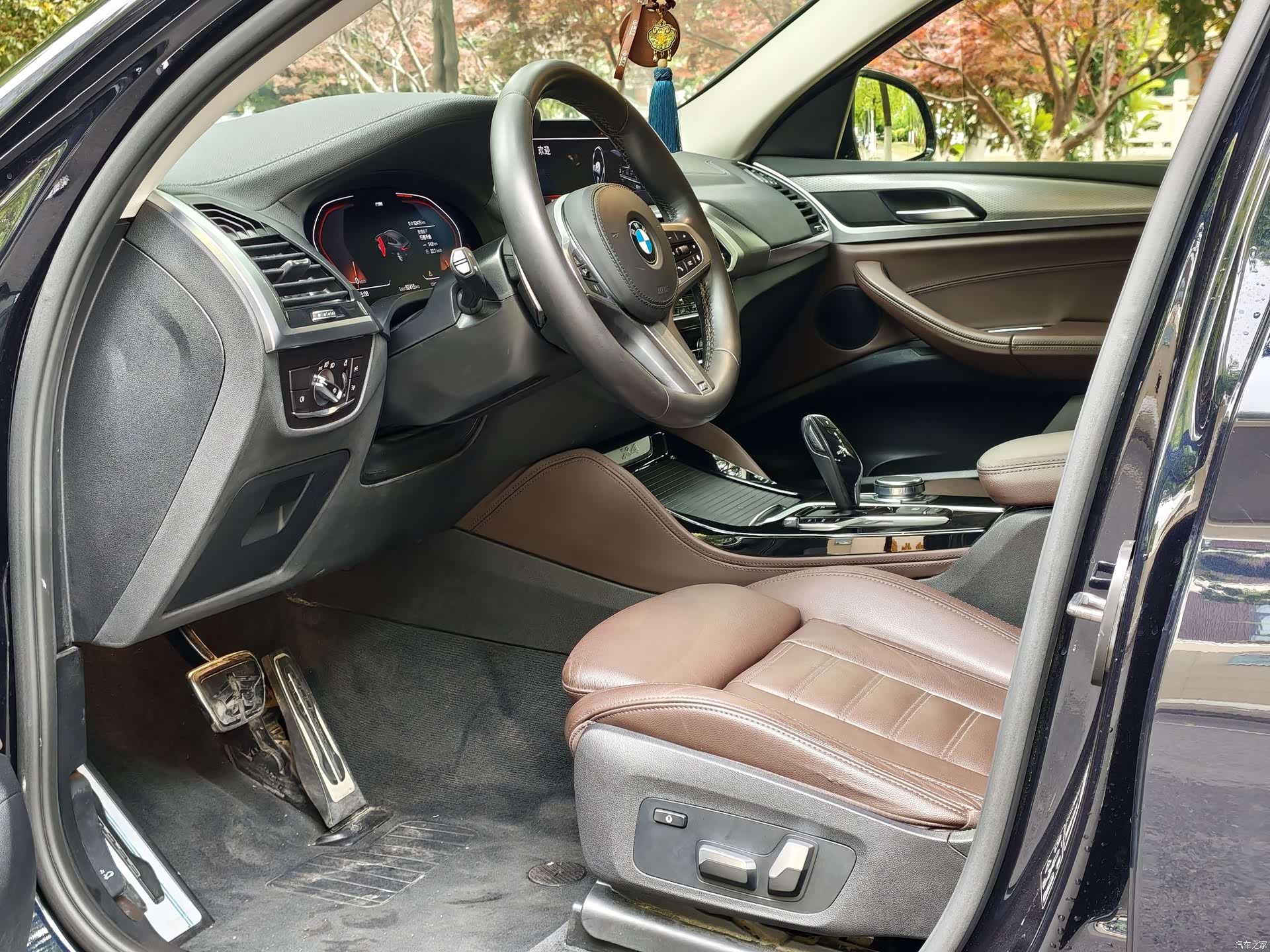 BMW X4, 2020 все фото