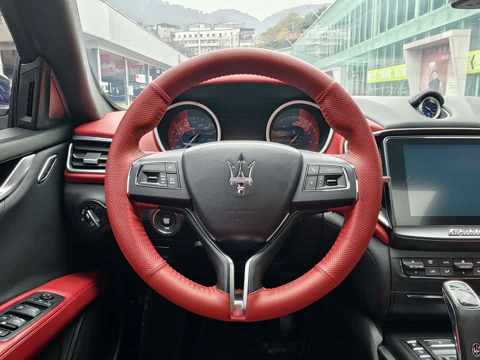 Maserati Ghibli