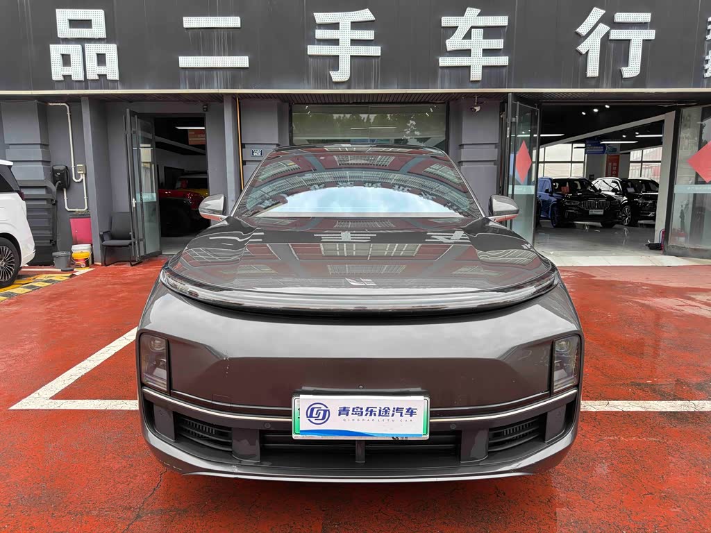 Li Auto L8
