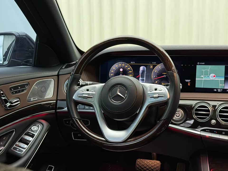 Mercedes-Benz Maybach S-class